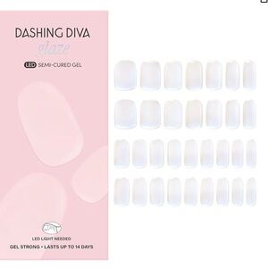 Dashing Diva Semi Cured Nail strips